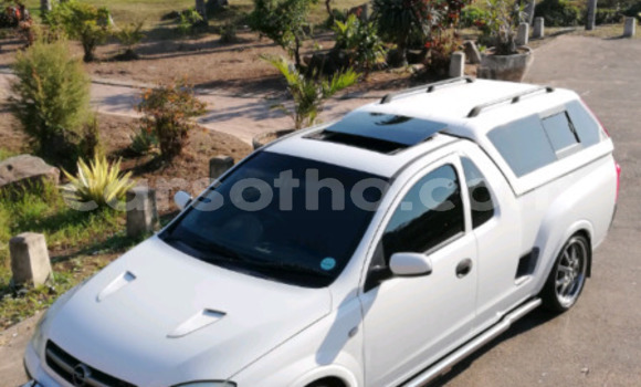 Acheter Occasion Voiture Opel Corsa Blanc à Maputsoa, Leribe Acheter Occasion Voiture Opel Corsa Blanc à Maputsoa, Leribe
