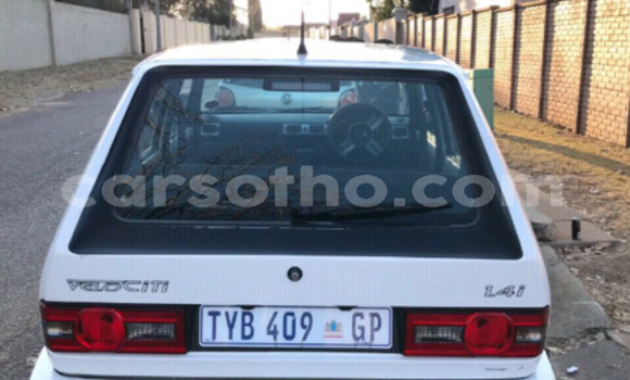 Sayi Na hannu Volkswagen Golf Green Mota in Maputsoe a Leribe Sayi Na hannu Volkswagen Golf Green Mota in Maputsoe a Leribe