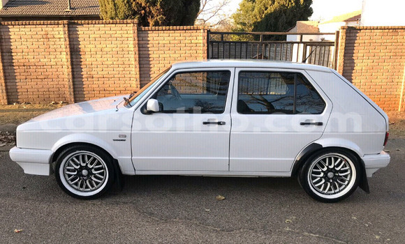 Sayi Na hannu Volkswagen Golf Green Mota in Maputsoe a Leribe Sayi Na hannu Volkswagen Golf Green Mota in Maputsoe a Leribe