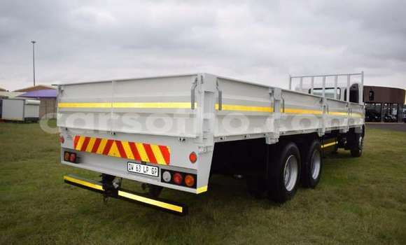 Acheter Occasion Voiture Toyota Model F Blanc à Maseru, Maseru Acheter Occasion Voiture Toyota Model F Blanc à Maseru, Maseru