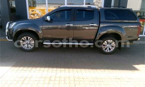 Acheter Occasion Voiture Isuzu KB Noir à Maseru, Maseru Acheter Occasion Voiture Isuzu KB Noir à Maseru, Maseru