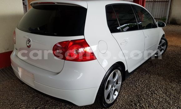 Sayi Na hannu Volkswagen Golf GTI White Mota in Maseru a Maseru Sayi Na hannu Volkswagen Golf GTI White Mota in Maseru a Maseru