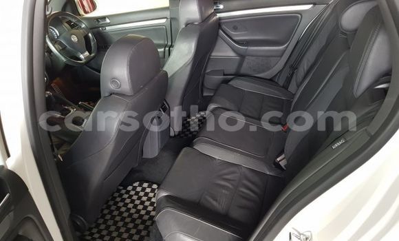 Sayi Na hannu Volkswagen Golf GTI White Mota in Maseru a Maseru Sayi Na hannu Volkswagen Golf GTI White Mota in Maseru a Maseru