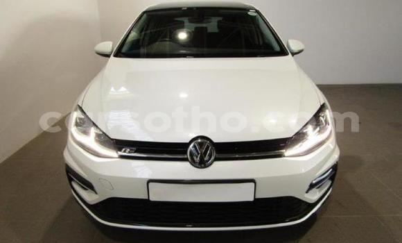 Buy Used Volkswagen Golf R Silver Car in Maputsoa in Leribe Buy Used Volkswagen Golf R Silver Car in Maputsoa in Leribe