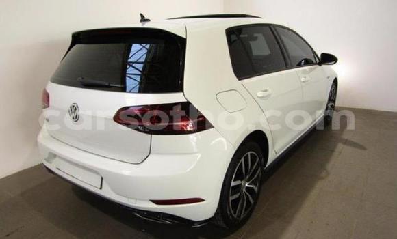 Buy Used Volkswagen Golf R Silver Car in Maputsoa in Leribe Buy Used Volkswagen Golf R Silver Car in Maputsoa in Leribe