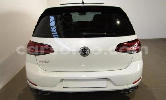 Buy Used Volkswagen Golf R Silver Car in Maputsoa in Leribe Buy Used Volkswagen Golf R Silver Car in Maputsoa in Leribe