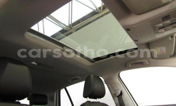 Buy Used Volkswagen Golf R Silver Car in Maputsoa in Leribe Buy Used Volkswagen Golf R Silver Car in Maputsoa in Leribe