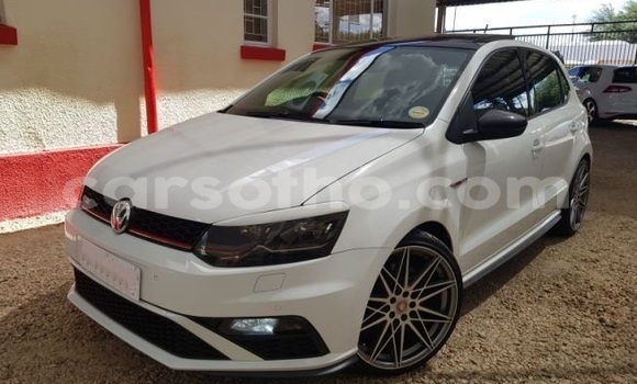 اشتري مستعمل Volkswagen Polo GTI White سيارة في Maseru في Maseru اشتري مستعمل Volkswagen Polo GTI White سيارة في Maseru في Maseru