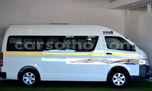 Sayi Na hannu Toyota LITEACE White Babbar mota in Maseru a Maseru Sayi Na hannu Toyota LITEACE White Babbar mota in Maseru a Maseru