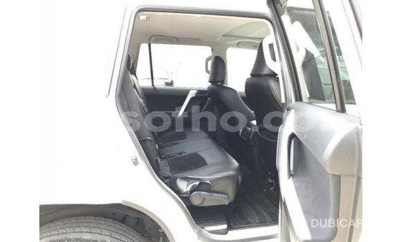 Sayi Imported Toyota Prado White Mota in Import - Dubai a Maseru Sayi Imported Toyota Prado White Mota in Import - Dubai a Maseru
