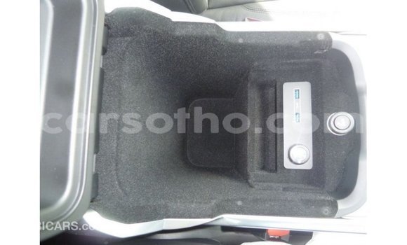 Sayi Imported Land Rover Range Rover Black Mota in Import - Dubai a Maseru Sayi Imported Land Rover Range Rover Black Mota in Import - Dubai a Maseru