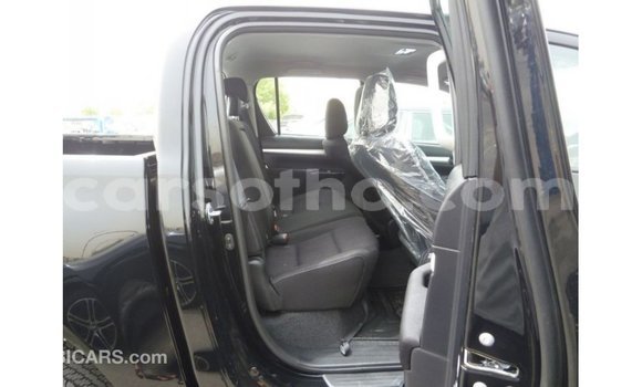 اشتري Imported Toyota Hilux Black سيارة في Import - Dubai في Maseru اشتري Imported Toyota Hilux Black سيارة في Import - Dubai في Maseru