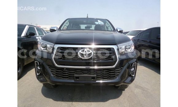 Sayi Imported Toyota Hilux Black Mota in Import - Dubai a Maseru Sayi Imported Toyota Hilux Black Mota in Import - Dubai a Maseru