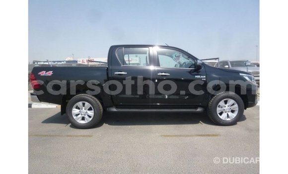Sayi Imported Toyota Hilux Black Mota in Import - Dubai a Maseru Sayi Imported Toyota Hilux Black Mota in Import - Dubai a Maseru