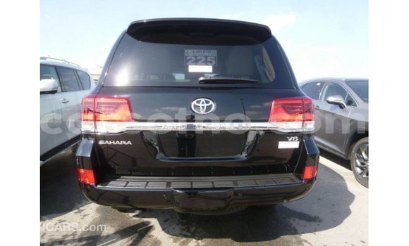 Buy Import Toyota Land Cruiser Black Car in Import - Dubai in Maseru Buy Import Toyota Land Cruiser Black Car in Import - Dubai in Maseru