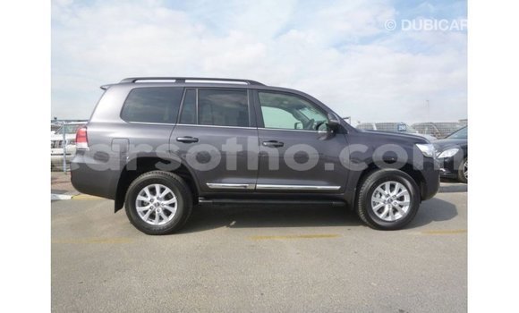 Sayi Imported Toyota Land Cruiser Other Mota in Import - Dubai a Maseru Sayi Imported Toyota Land Cruiser Other Mota in Import - Dubai a Maseru