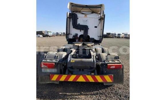 اشتري مستعمل Scania R420 White شاحنة في Hlotse في Leribe اشتري مستعمل Scania R420 White شاحنة في Hlotse في Leribe