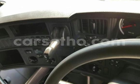 اشتري مستعمل Scania R420 White شاحنة في Hlotse في Leribe اشتري مستعمل Scania R420 White شاحنة في Hlotse في Leribe