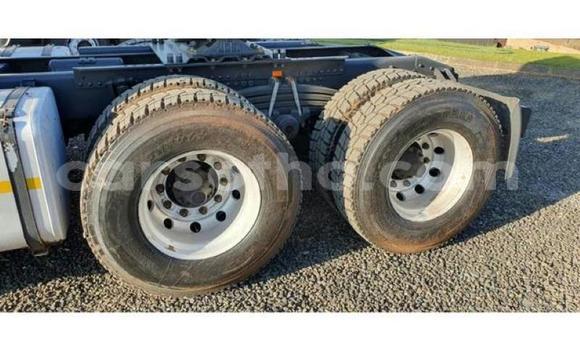 Acheter Occasion Utilitaire DAF CF Blanc à Hlotse, Leribe Acheter Occasion Utilitaire DAF CF Blanc à Hlotse, Leribe