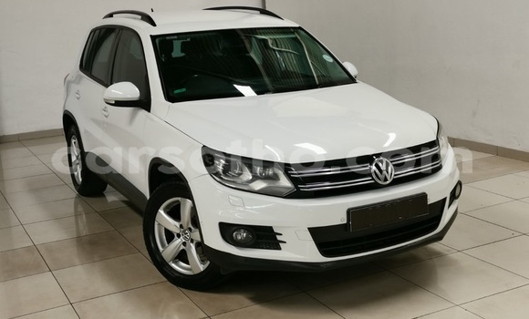Acheter Occasion Voiture Volkswagen Tiguan Blanc à Maseru, Maseru Acheter Occasion Voiture Volkswagen Tiguan Blanc à Maseru, Maseru