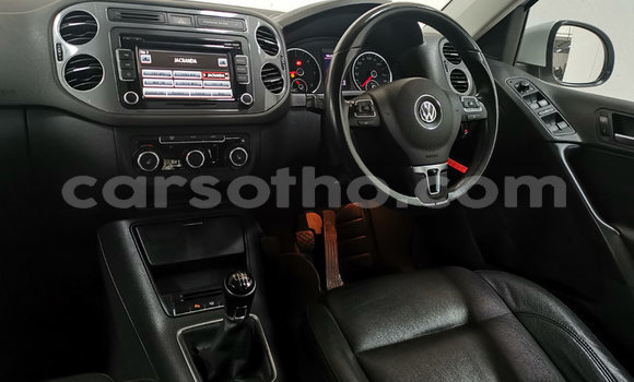 Acheter Occasion Voiture Volkswagen Tiguan Blanc à Maseru, Maseru Acheter Occasion Voiture Volkswagen Tiguan Blanc à Maseru, Maseru