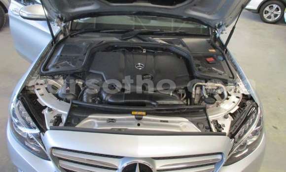 Acheter Occasion Voiture Mercedes-Benz C–Class Gris à Maseru, Maseru Acheter Occasion Voiture Mercedes-Benz C–Class Gris à Maseru, Maseru