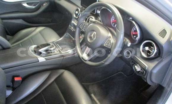 Acheter Occasion Voiture Mercedes-Benz C–Class Gris à Maseru, Maseru Acheter Occasion Voiture Mercedes-Benz C–Class Gris à Maseru, Maseru