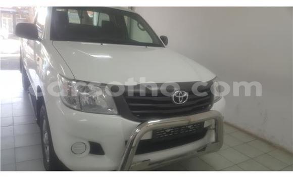 Acheter Occasion Voiture Toyota Hilux Blanc à Maseru, Maseru Acheter Occasion Voiture Toyota Hilux Blanc à Maseru, Maseru