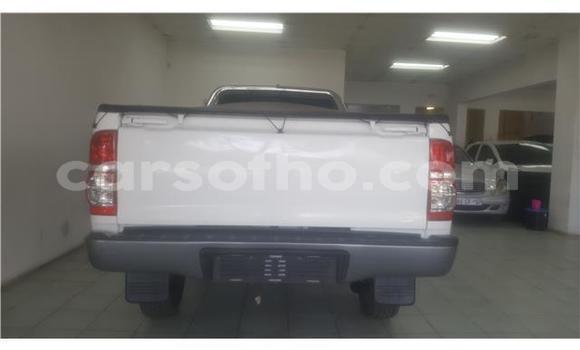 Acheter Occasion Voiture Toyota Hilux Blanc à Maseru, Maseru Acheter Occasion Voiture Toyota Hilux Blanc à Maseru, Maseru