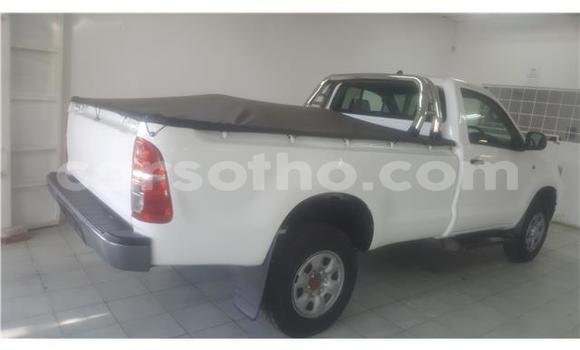 Acheter Occasion Voiture Toyota Hilux Blanc à Maseru, Maseru Acheter Occasion Voiture Toyota Hilux Blanc à Maseru, Maseru