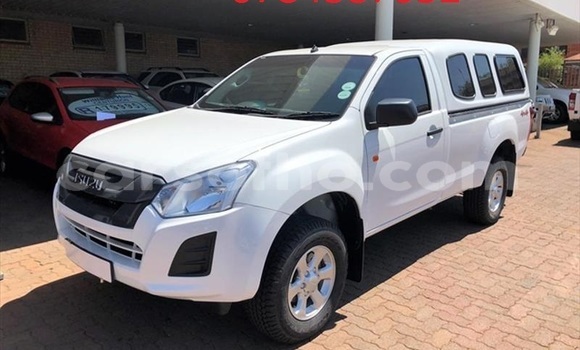 Acheter Occasion Voiture Isuzu D–MAX Blanc à Maseru, Maseru Acheter Occasion Voiture Isuzu D–MAX Blanc à Maseru, Maseru
