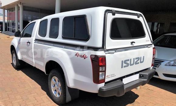 Acheter Occasion Voiture Isuzu D–MAX Blanc à Maseru, Maseru Acheter Occasion Voiture Isuzu D–MAX Blanc à Maseru, Maseru