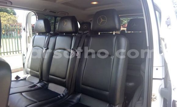 Acheter Occasion Voiture Mercedes-Benz Viano Blanc à Maseru, Maseru Acheter Occasion Voiture Mercedes-Benz Viano Blanc à Maseru, Maseru