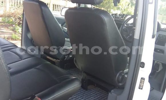 Acheter Occasion Voiture Mercedes-Benz Viano Blanc à Maseru, Maseru Acheter Occasion Voiture Mercedes-Benz Viano Blanc à Maseru, Maseru