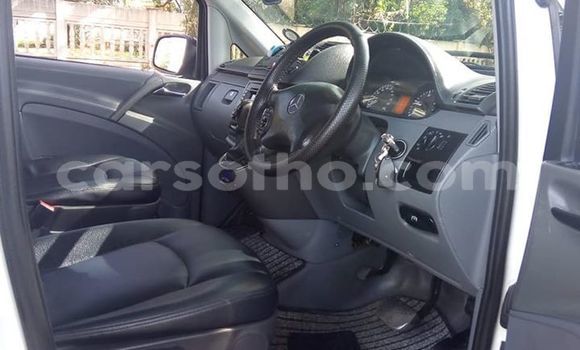 Acheter Occasion Voiture Mercedes-Benz Viano Blanc à Maseru, Maseru Acheter Occasion Voiture Mercedes-Benz Viano Blanc à Maseru, Maseru