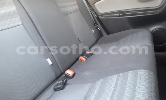 Acheter Occasion Voiture Toyota Yaris Blanc à Maseru, Maseru Acheter Occasion Voiture Toyota Yaris Blanc à Maseru, Maseru