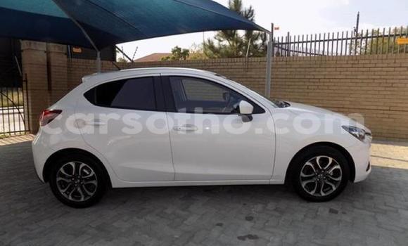 اشتري مستعمل Mazda Mazda 2 White سيارة في Maseru في Maseru اشتري مستعمل Mazda Mazda 2 White سيارة في Maseru في Maseru