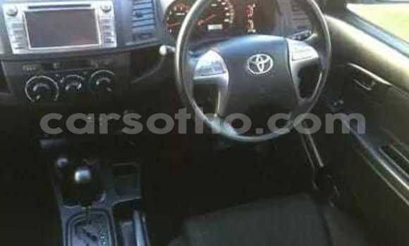 Buy Used Toyota Hilux White Car in Maseru in Maseru Buy Used Toyota Hilux White Car in Maseru in Maseru