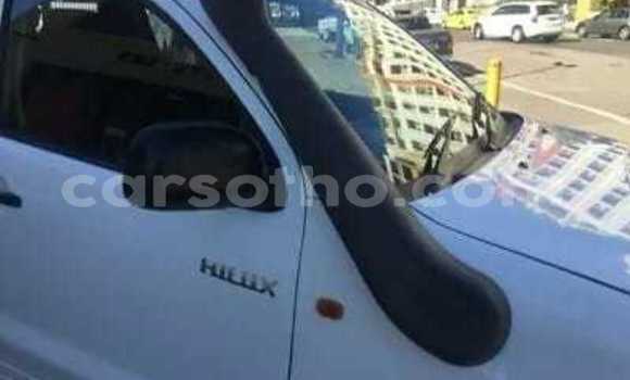 Buy Used Toyota Hilux White Car in Maseru in Maseru Buy Used Toyota Hilux White Car in Maseru in Maseru