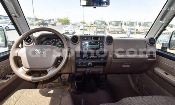 Buy Import Toyota Land Cruiser Other Car in Import - Dubai in Maseru Buy Import Toyota Land Cruiser Other Car in Import - Dubai in Maseru