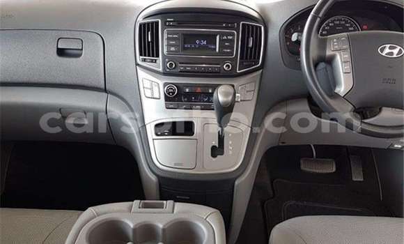 اشتري مستعمل Hyundai H1 Other سيارة في Mohale's Hoek في Mohale's Hoek اشتري مستعمل Hyundai H1 Other سيارة في Mohale's Hoek في Mohale's Hoek