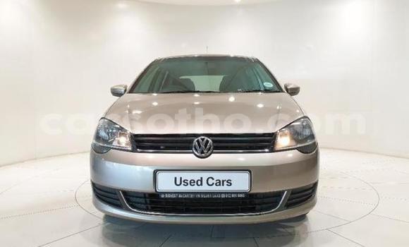 Sayi Na hannu Volkswagen Polo Silver Mota in Maseru a Maseru Sayi Na hannu Volkswagen Polo Silver Mota in Maseru a Maseru