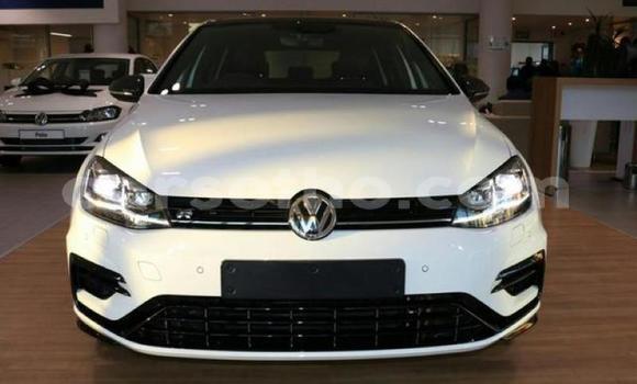 Buy Used Volkswagen Golf R White Car in Maseru in Maseru Buy Used Volkswagen Golf R White Car in Maseru in Maseru