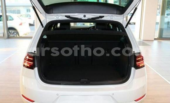 Buy Used Volkswagen Golf R White Car in Maseru in Maseru Buy Used Volkswagen Golf R White Car in Maseru in Maseru
