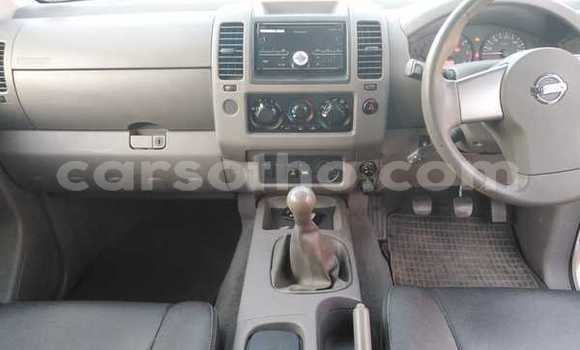 Acheter Occasion Voiture Nissan Navara Blanc à Maputsoa, Leribe Acheter Occasion Voiture Nissan Navara Blanc à Maputsoa, Leribe