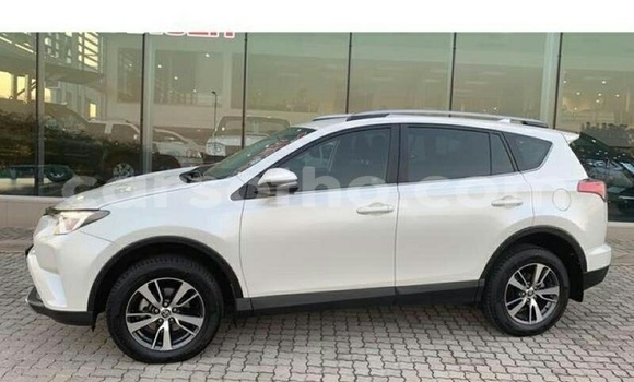 اشتري مستعمل Toyota RAV4 White سيارة في Maputsoa في Leribe اشتري مستعمل Toyota RAV4 White سيارة في Maputsoa في Leribe