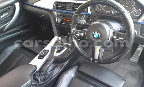 Sayi Na hannu BMW 3–Series Silver Mota in Maseru a Maseru Sayi Na hannu BMW 3–Series Silver Mota in Maseru a Maseru