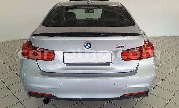 Sayi Na hannu BMW 3–Series Silver Mota in Maseru a Maseru Sayi Na hannu BMW 3–Series Silver Mota in Maseru a Maseru