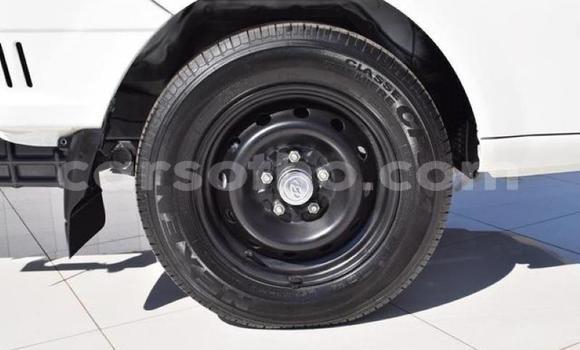 Acheter Occasion Utilitaire Hyundai H200 Blanc à Maseru, Maseru Acheter Occasion Utilitaire Hyundai H200 Blanc à Maseru, Maseru