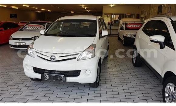 Sayi Na hannu Toyota Avanza White Mota in Maseru a Maseru Sayi Na hannu Toyota Avanza White Mota in Maseru a Maseru